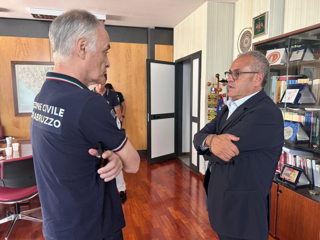 Protezione Civile: incontro operativo tra il nuovo Direttore dell’Agenzia Regionale Maurizio Scelli e il Direttore Regionale dei Vigili del Fuoco dell’Abruzzo Gennaro Tornatore