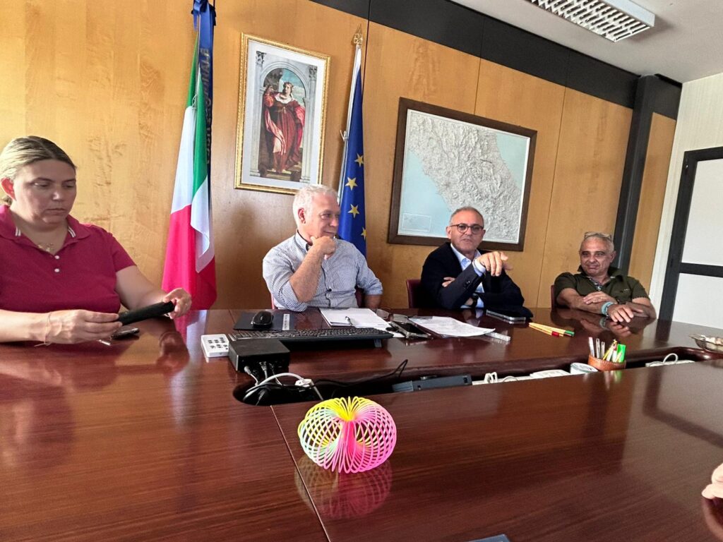 Protezione Civile: incontro operativo tra il nuovo Direttore dell’Agenzia Regionale Maurizio Scelli e il Direttore Regionale dei Vigili del Fuoco dell’Abruzzo Gennaro Tornatore